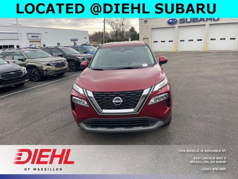 Used 2023 Nissan Rogue SV image 6