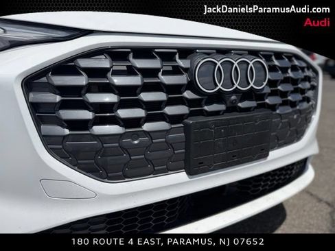 Used 2025 Audi Q5 Premium w/ Convenience Package AWD/4WD image 20