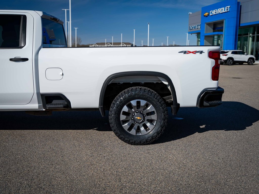Used 2024 Chevrolet Silverado 2500 Custom w/ Custom Convenience Package AWD/4WD image 13
