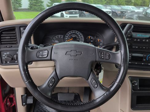 Used 2007 Chevrolet Silverado 2500 LT w/ Onstar Plus Package AWD/4WD image 22