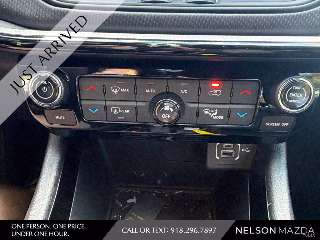 Used 2024 Jeep Compass Trailhawk w/ Trailhawk Elite Group AWD/4WD image 11