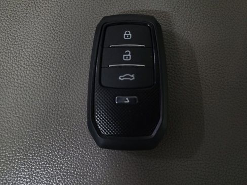 Used 2018 Hyundai Sonata Limited w/ Cargo Package image 32