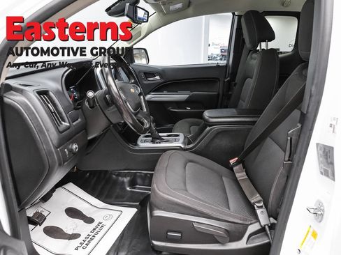 Used 2022 Chevrolet Colorado LT w/ Fleet Safety Package RWD image 14