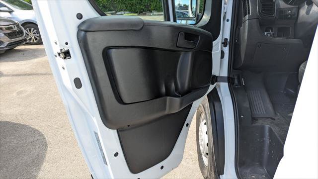 Used 2023 RAM ProMaster 2500 FWD image 9