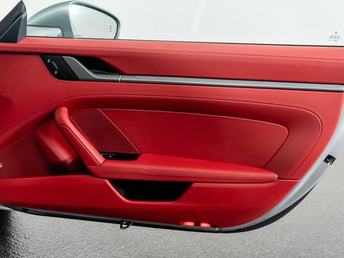 Used 2025 Porsche 911 Carrera S w/ Premium Package image 49