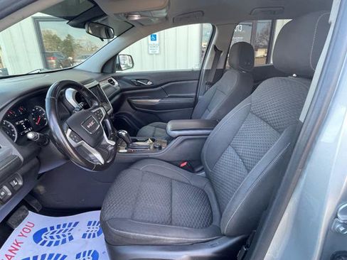 Used 2019 GMC Acadia SLE FWD image 11