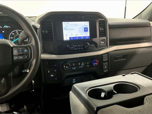 Used 2022 Ford F150 XLT image 10