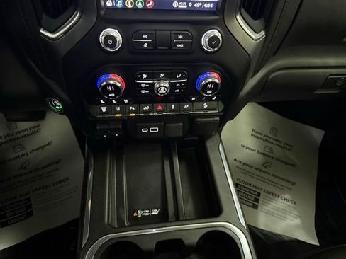 Used 2021 GMC Sierra 2500 Denali w/ Denali Ultimate Package AWD/4WD image 23