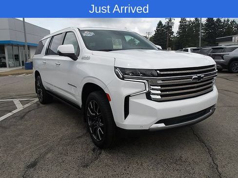 Used 2023 Chevrolet Suburban High Country AWD/4WD image 1