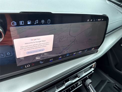 New 2026 Chevrolet Traverse LT FWD image 24