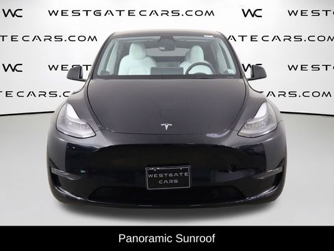 Used 2023 Tesla Model Y Performance AWD/4WD image 2