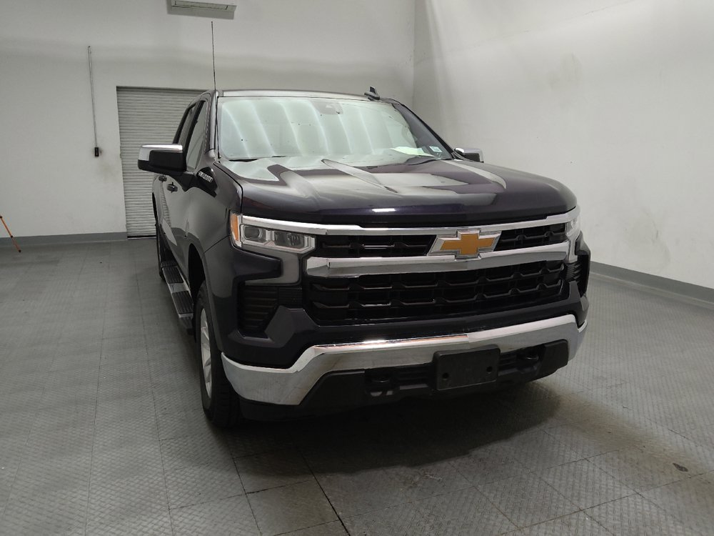 Used 2024 Chevrolet Silverado 1500 LT w/ Leather Package AWD/4WD image 14