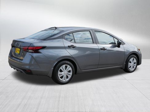Used 2025 Nissan Versa S w/ Trunk Package FWD image 7