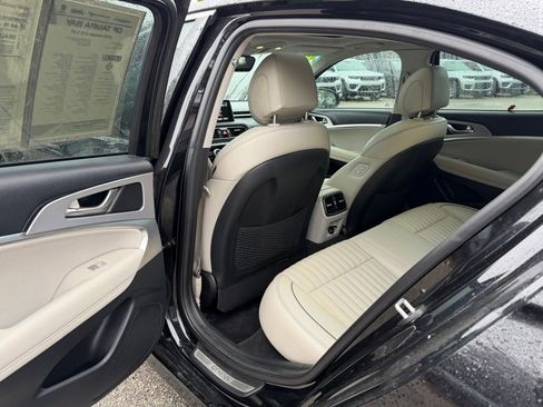 Used 2020 Genesis G70 3.3T w/ Elite Package image 27