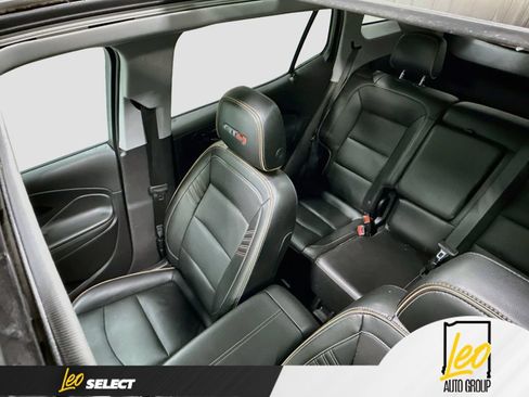 Used 2024 GMC Terrain AT4 w/ Tech Package AWD/4WD image 24