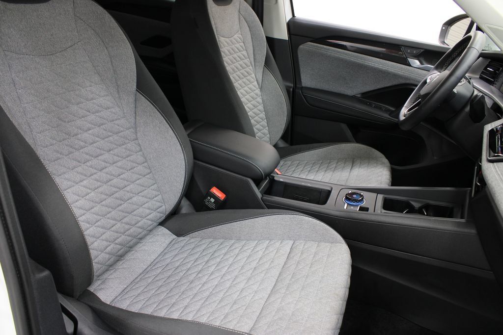 Certified 2026 Volkswagen Tiguan S FWD image 21