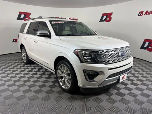 Used 2019 Ford Expedition Platinum RWD image 10