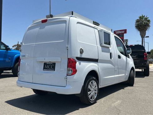 Used 2015 Nissan NV200 SV w/ Technology Package FWD image 13