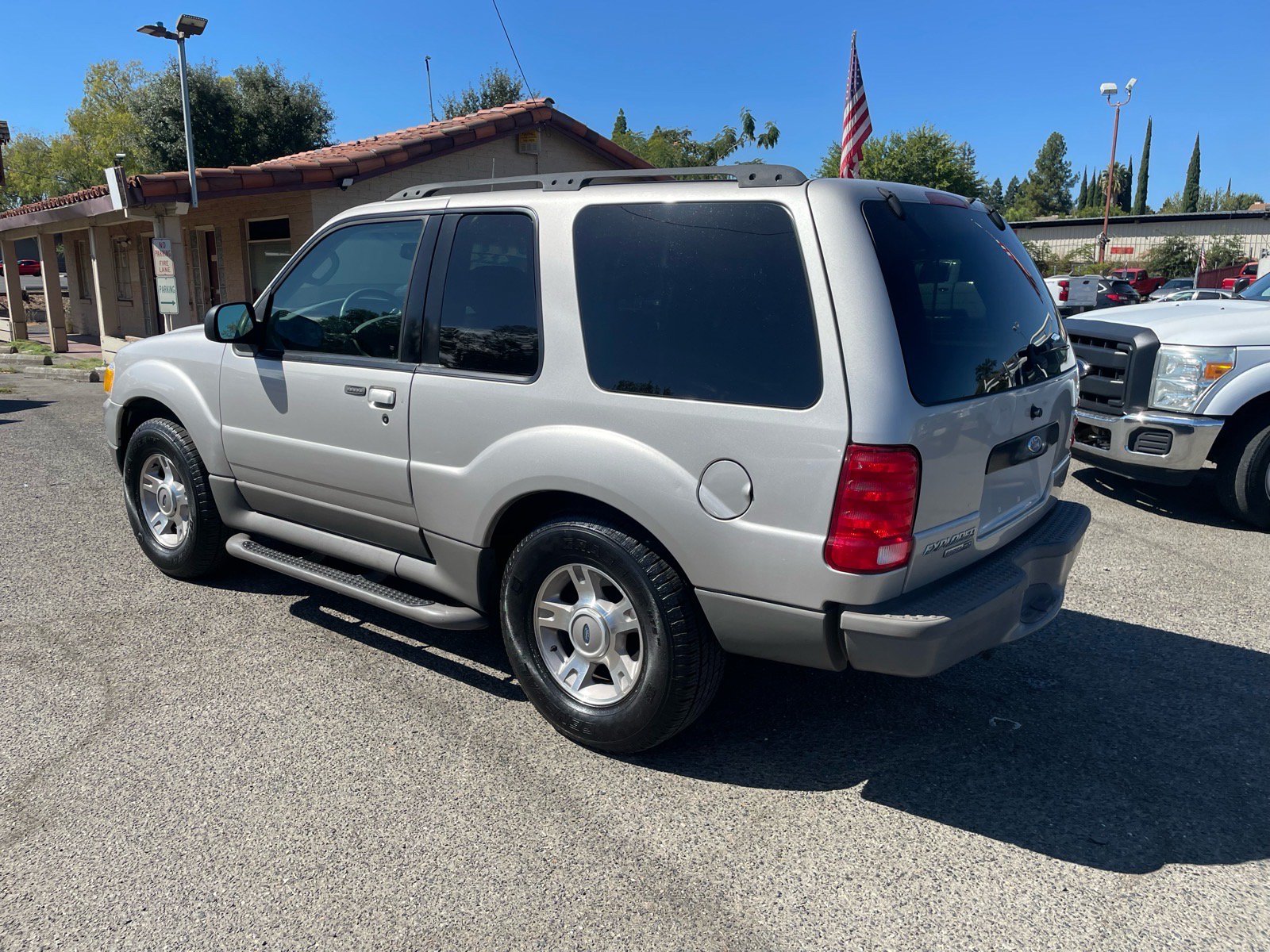 Used 2003 Ford Explorer Sport XLT AWD/4WD image 3