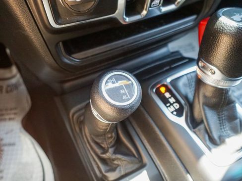 Used 2021 Jeep Wrangler Unlimited Sport image 24