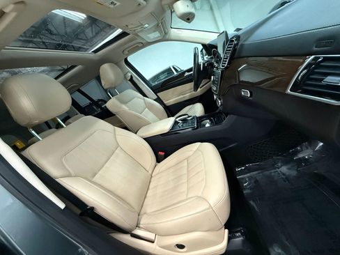 Used 2018 Mercedes-Benz GLS 450 4MATIC image 26