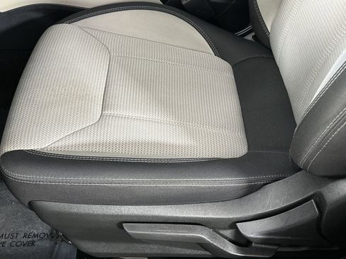 Used 2022 Subaru Forester AWD/4WD image 12