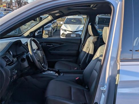 Used 2022 Honda Ridgeline Black Edition image 14