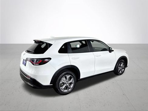 Used 2026 Honda HR-V LX image 6