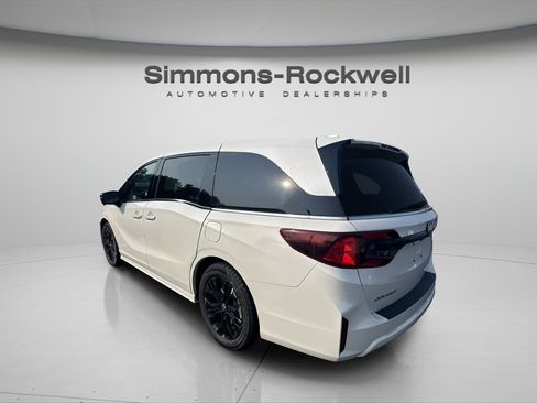 Used 2025 Honda Odyssey Sport-L image 2
