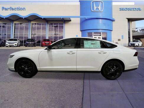 New 2025 Honda Accord SE image 2