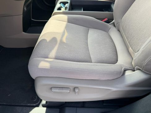 Certified 2018 Honda Odyssey LX image 14