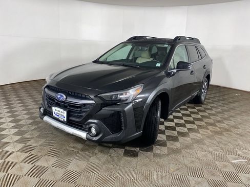 Certified 2025 Subaru Outback Limited image 11