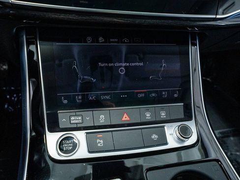 Used 2024 Audi Q8 Premium Plus w/ Premium Plus Package image 45