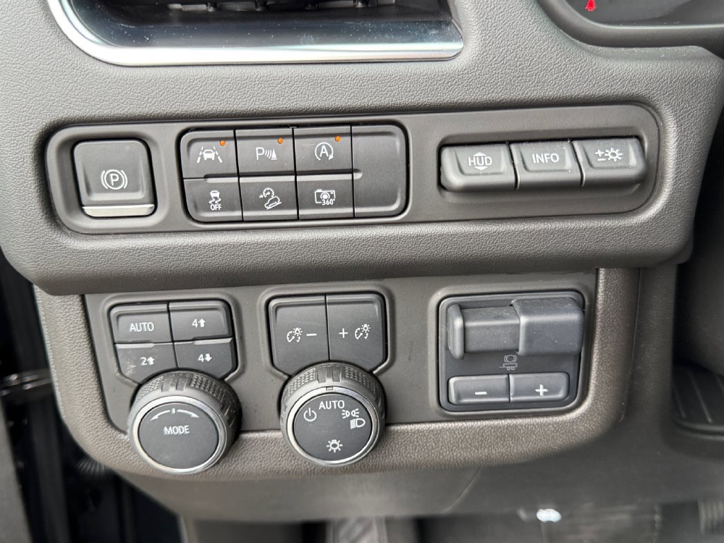 Used 2024 Chevrolet Suburban High Country w/ Max Trailering Package AWD/4WD image 22