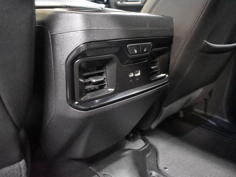 Used 2024 GMC Sierra 1500 AT4 w/ Technology Package image 16