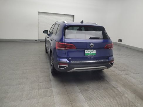 Used 2022 Volkswagen Taos SE w/ Panoramic Sunroof Package AWD/4WD image 6