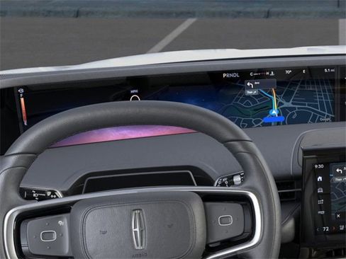 New 2026 Lincoln Nautilus Premier image 13