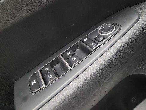 Used 2019 Kia Forte LXS FWD image 27