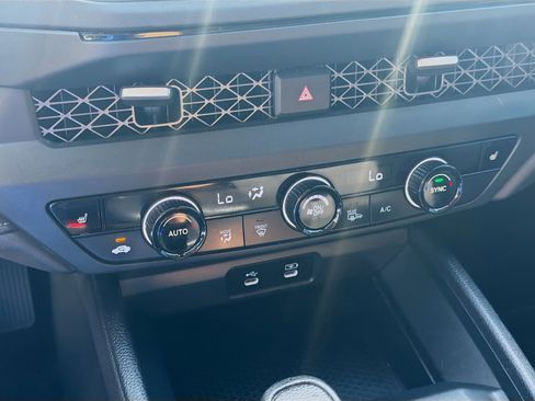 Used 2023 Honda Accord EX image 14
