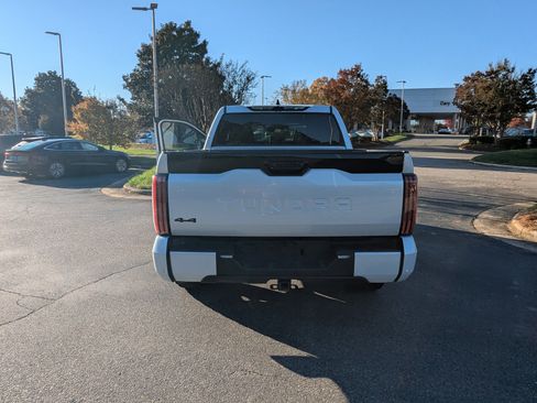 Used 2022 Toyota Tundra Platinum image 6