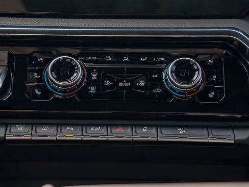 New 2026 GMC Sierra 2500 Denali w/ Denali Reserve Package image 22