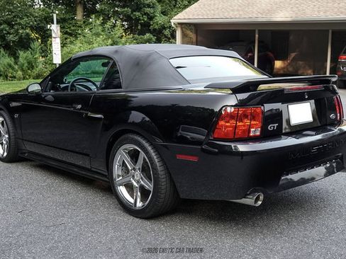 Used 2003 Ford Mustang GT RWD image 16