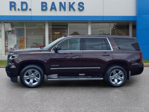 Certified 2017 Chevrolet Tahoe LT w/ LT Signature Package AWD/4WD image 2