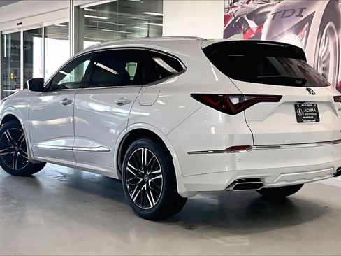 New 2026 Acura MDX SH-AWD w/ Advance Package image 4
