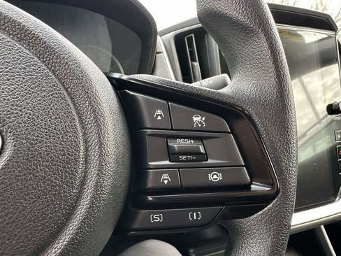 Certified 2025 Subaru Crosstrek 2.0i Premium image 30