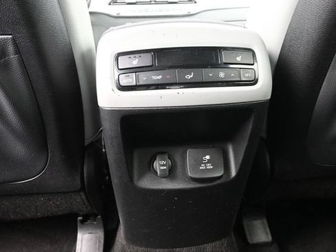 Used 2020 Hyundai Palisade SEL w/ Premium Package FWD image 28