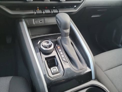 Certified 2025 Chevrolet Colorado Trail Boss image 16