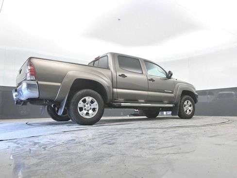 Used 2013 Toyota Tacoma PreRunner w/ SR5 Pkg RWD image 34