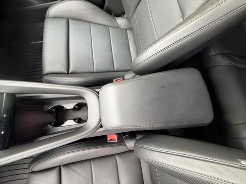 Certified 2024 Porsche Macan 4 Electric image 18