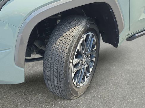 Used 2024 Toyota Tundra Limited image 31